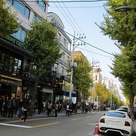24 Guesthouse Garosugil - Gangnam โซล ภายนอก รูปภาพ