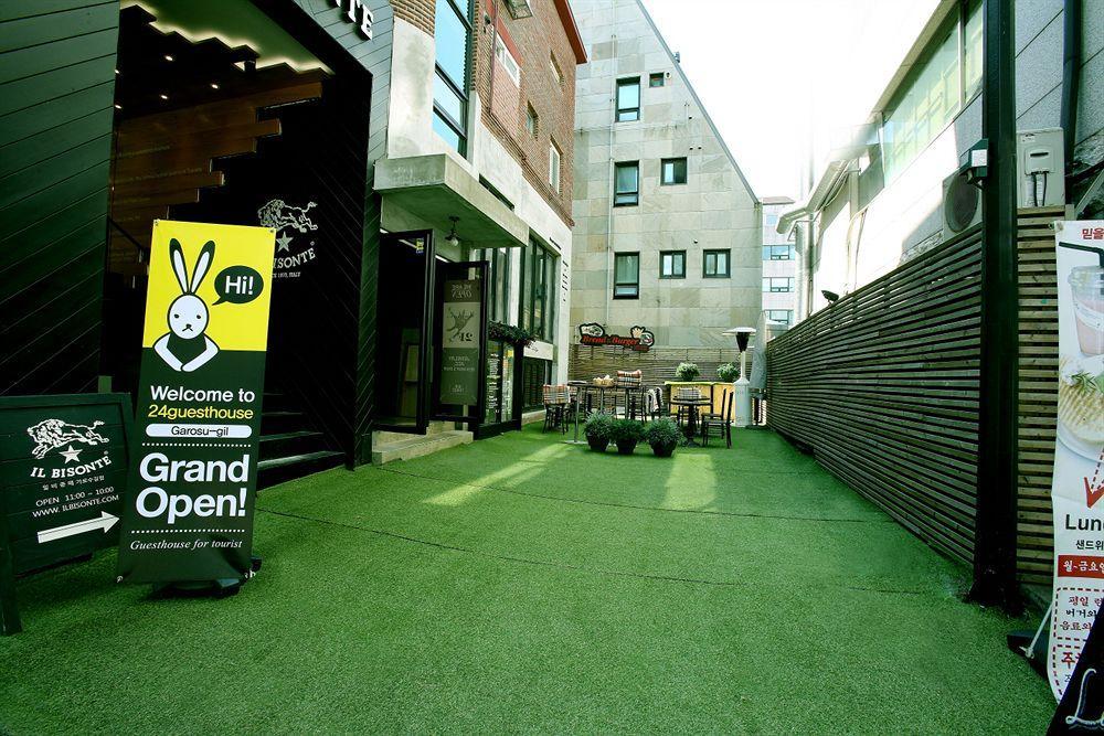 24 Guesthouse Garosugil - Gangnam โซล ภายนอก รูปภาพ