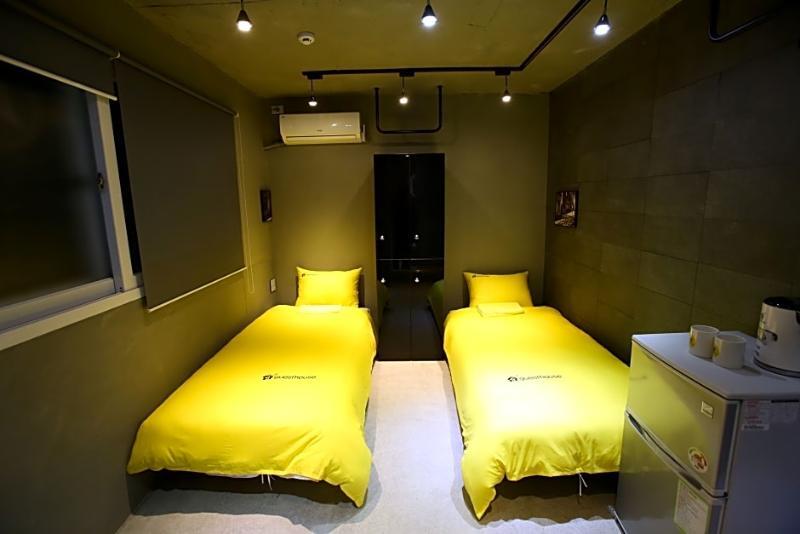 24 Guesthouse Garosugil - Gangnam โซล ภายนอก รูปภาพ